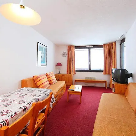 Daire Les Tommeuses - Val Claret-24 By Interhome