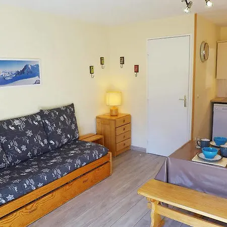 Daire Les Tommeuses - Val Claret-24 By Interhome